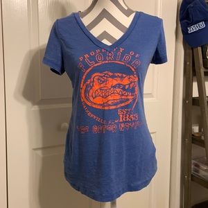 Women’s Gator shirt